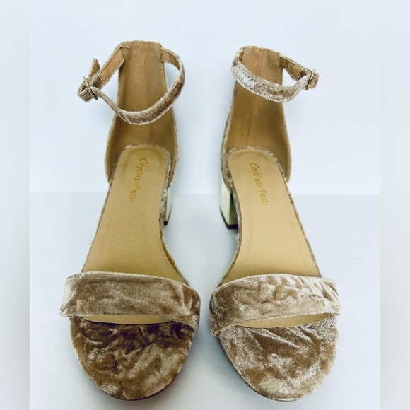 Sz 8.5 Crushed Velvet sandals w/Mirrored Gold Heels by CityClassified - Picture 5 of 7